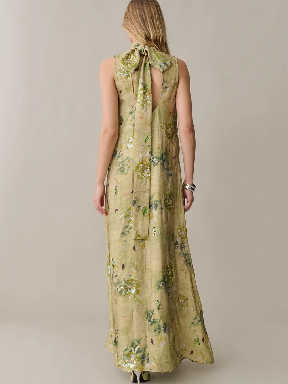 Few Moda o.p.t. Naia Elegant Floral Maxi Dress in Mariposa - Picture 5 of 8